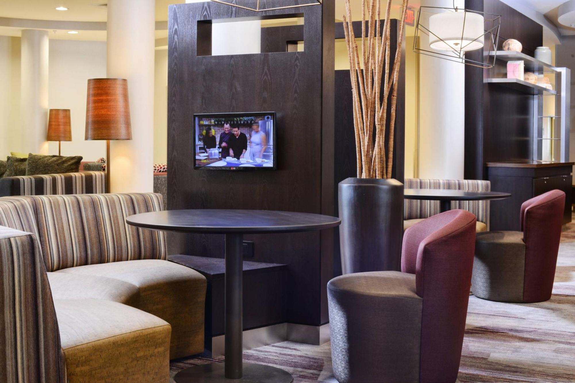 Courtyard Marriott Houston Pearland Hotel Exterior photo
